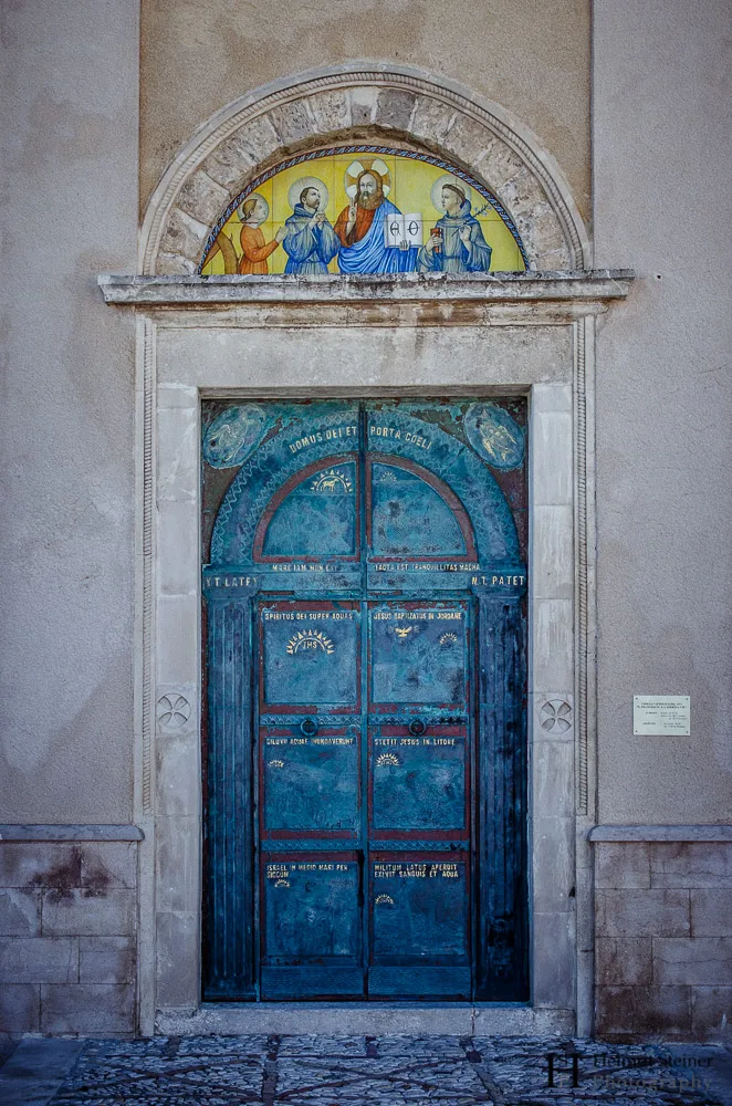 Church Door, Vieste